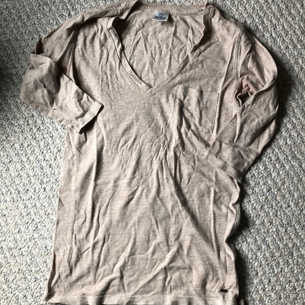 Victoria’s Secret PINK vneck 3/4 sleeve shirt